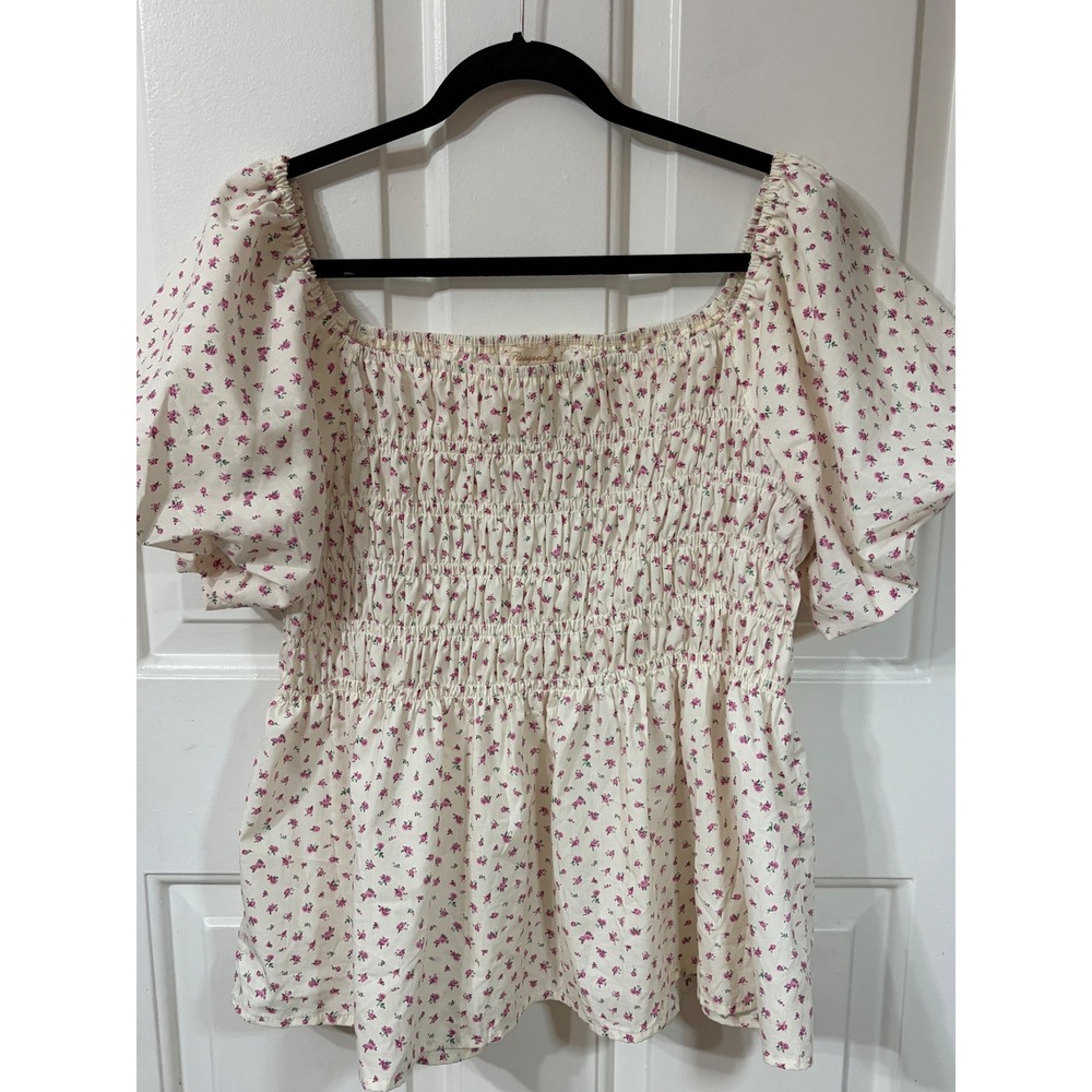 Passport | Floral Smocked Puff Sleeve Peplum Top | 3X || Cream Pink|